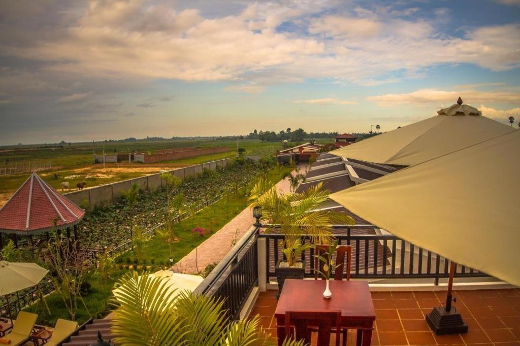 Ry'S Lotus Resort D'Angkor Сиемрип Экстерьер фото